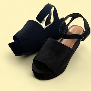 ae platform sandals